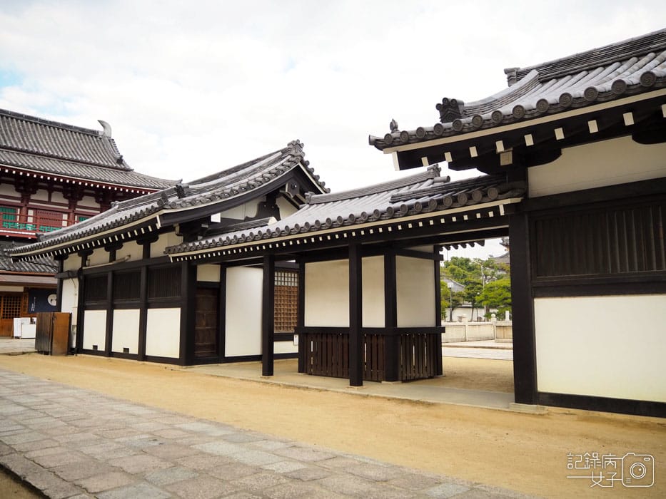 1-四天王寺+大黒堂+地藏山+太子殿+五重塔+中心伽藍 (35).JPG