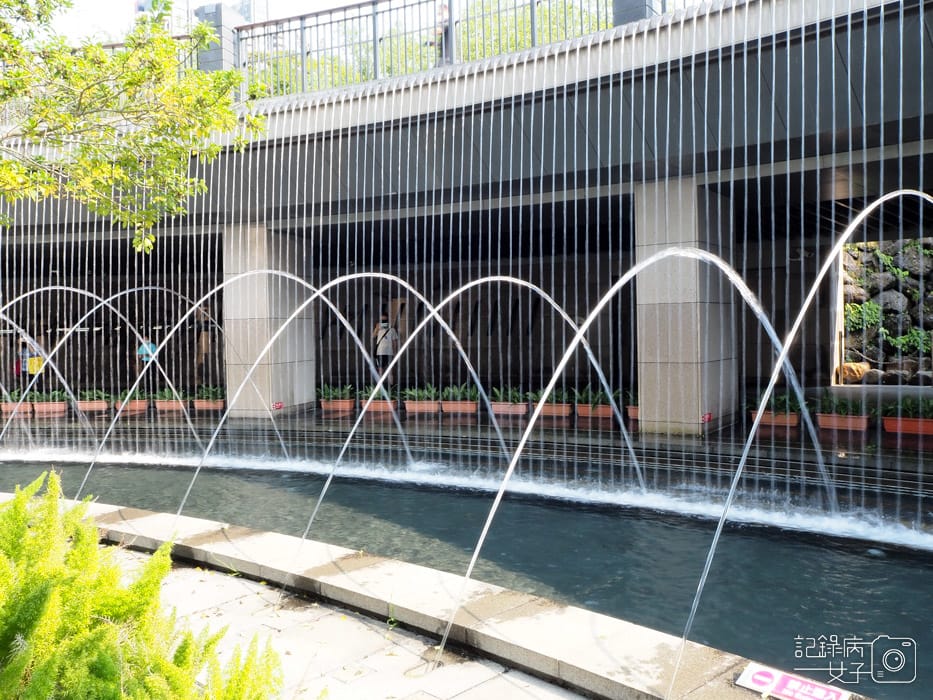 2020台北杜鵑花季_大安森林公園x捷運站水幕表演 (35).JPG 2020台北杜鵑花季_大安森林公園x捷運站水幕表演 (35).JPG