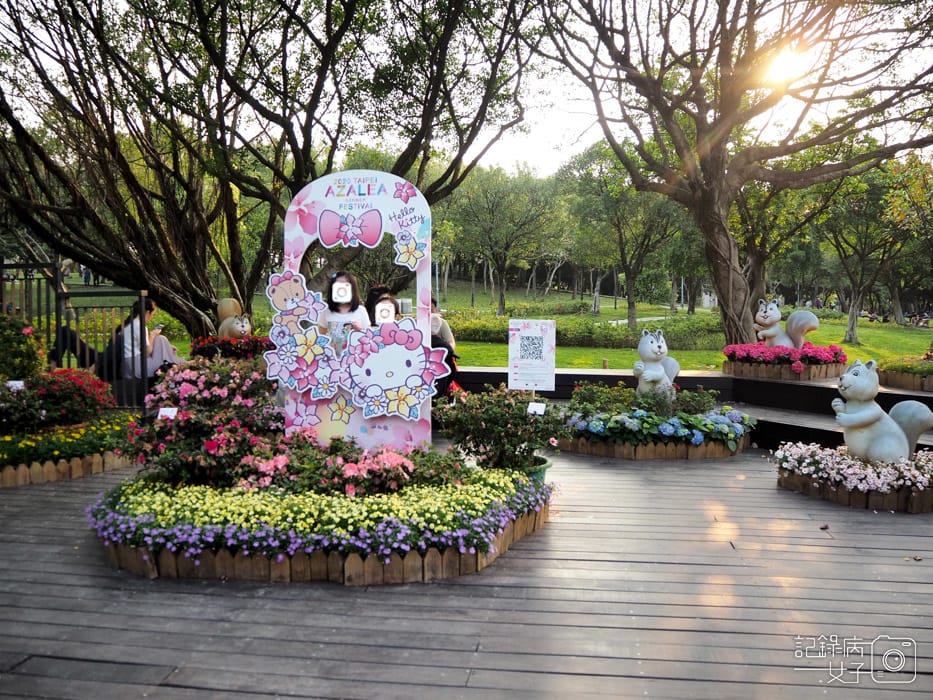 2020台北杜鵑花季_大安森林公園x捷運站水幕表演 (20).JPG 2020台北杜鵑花季_大安森林公園x捷運站水幕表演 (20).JPG