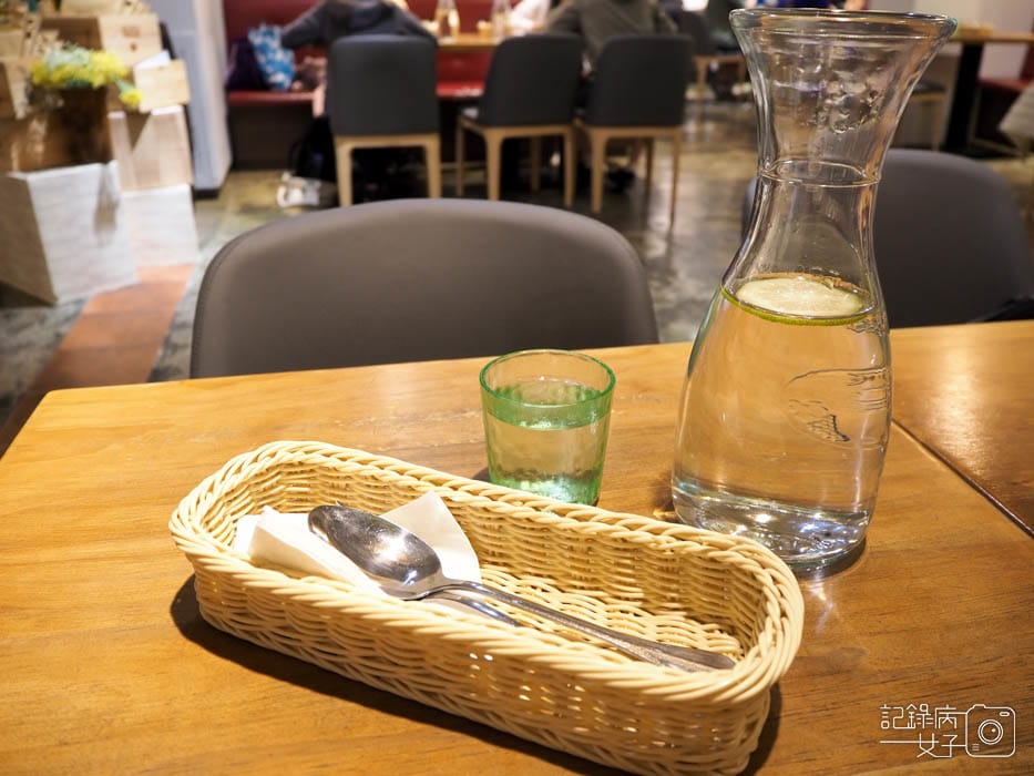 台北 螺絲瑪莉 Rosemary 義式料理_番茄海鮮義大利麵 (13).JPG