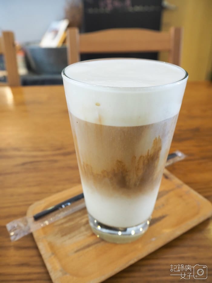 京町8號咖啡館_南瓜雞肉鹹派 (16).jpg