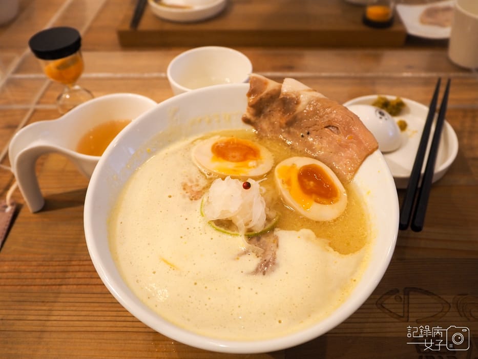 柑橘三店Shinn 魚水x柑橘鮮魚白湯x柑橘鮮魚淡麗x叉燒飯19.jpg