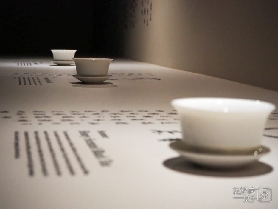 Hello Ouchhh AI數據藝術展x華山文創園區47.jpg Hello Ouchhh AI數據藝術展x華山文創園區47.jpg