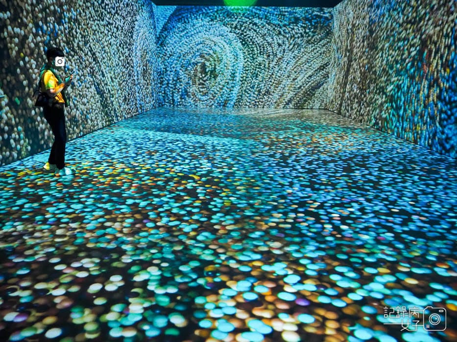 Hello Ouchhh AI數據藝術展x華山文創園區13.jpg Hello Ouchhh AI數據藝術展x華山文創園區13.jpg