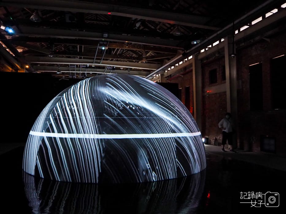 Hello Ouchhh AI數據藝術展x華山文創園區28.jpg Hello Ouchhh AI數據藝術展x華山文創園區28.jpg