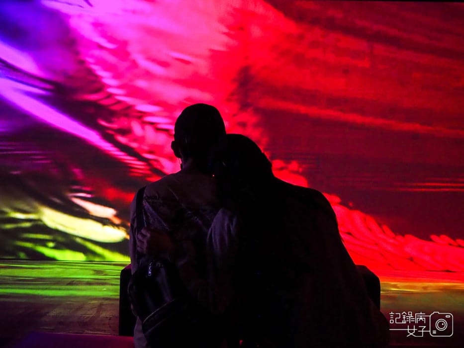 Hello Ouchhh AI數據藝術展x華山文創園區38.jpg Hello Ouchhh AI數據藝術展x華山文創園區38.jpg