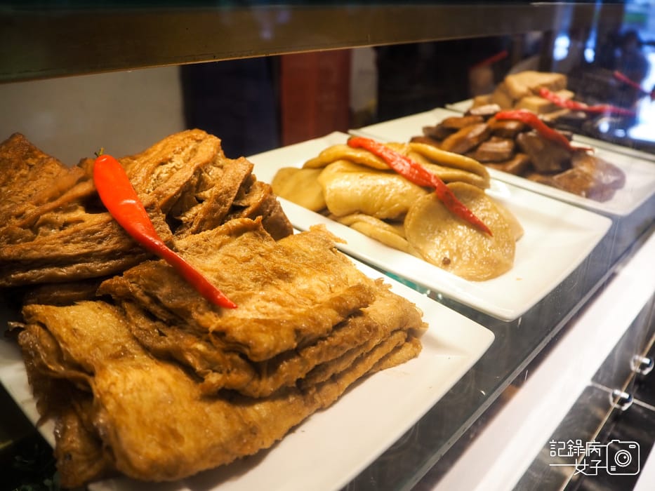 雙月 干貝燉雞湯 剝皮辣椒雞湯 愛恨蔥蔥飯 愛恨椒芝麵14.jpg