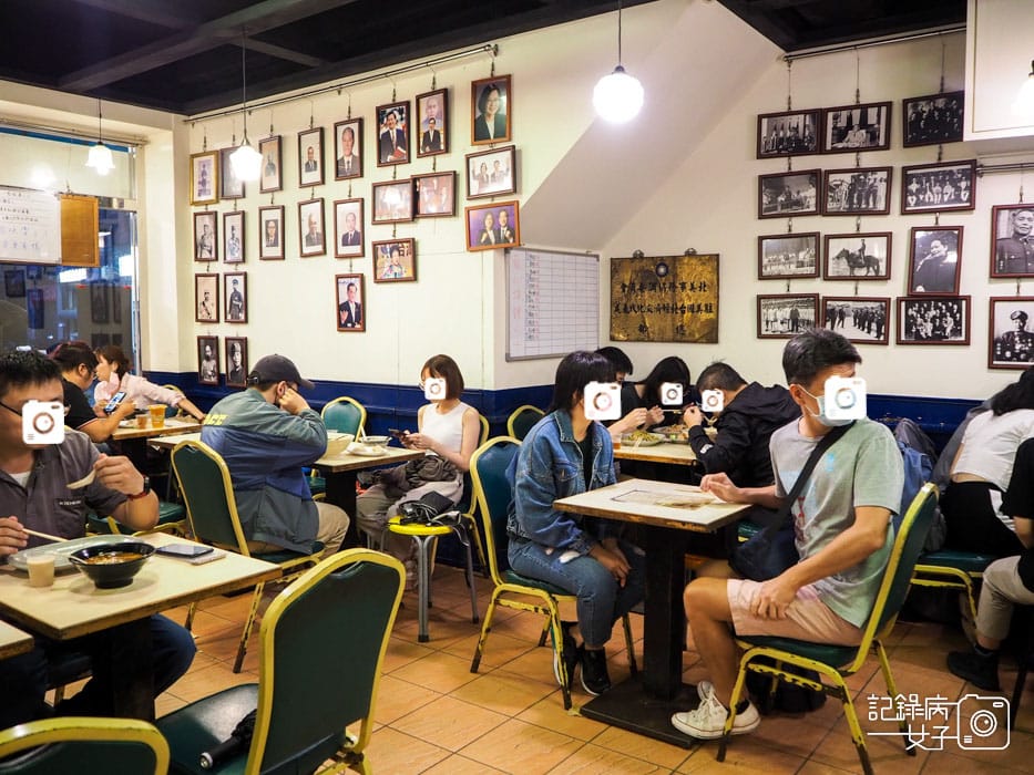 華山三創 CP值高x銀記手擀刀切牛肉麵 炸醬麵 肉絲炒飯4.jpg