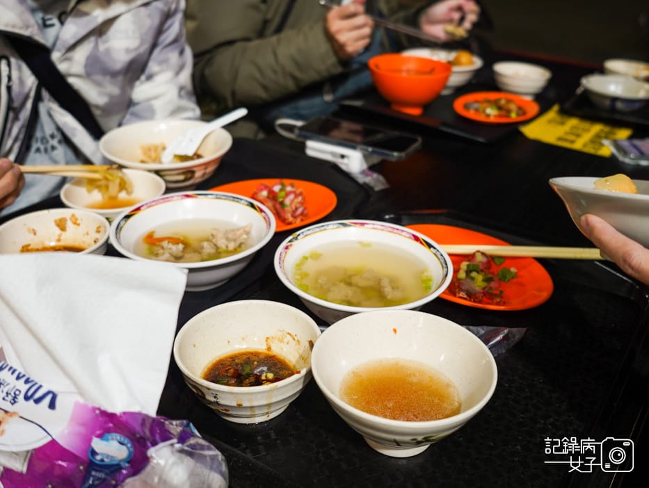 三重美食魯肉飯 唯豐魯肉飯 今大 蓮霧 店小二33.jpg