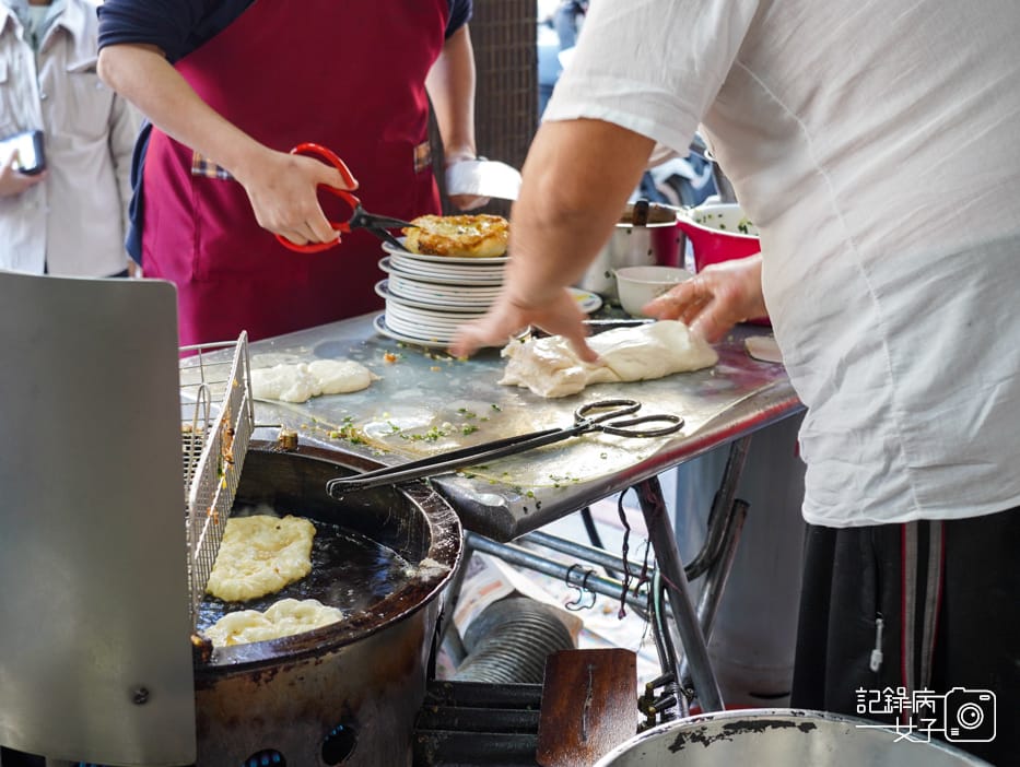 早餐新北三重蛋餅大王 x 排隊老店 x 雙蛋蛋餅13.jpg