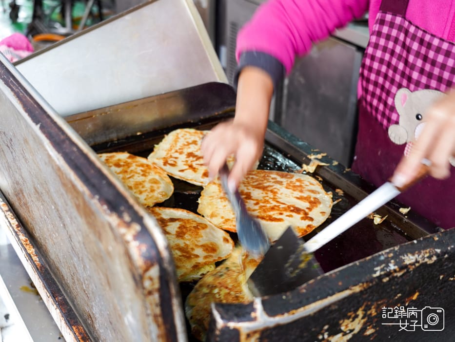 秦小姐豆漿店 排隊獅子頭蛋餅 新疆豬排 豇豆蛋餅12.jpg