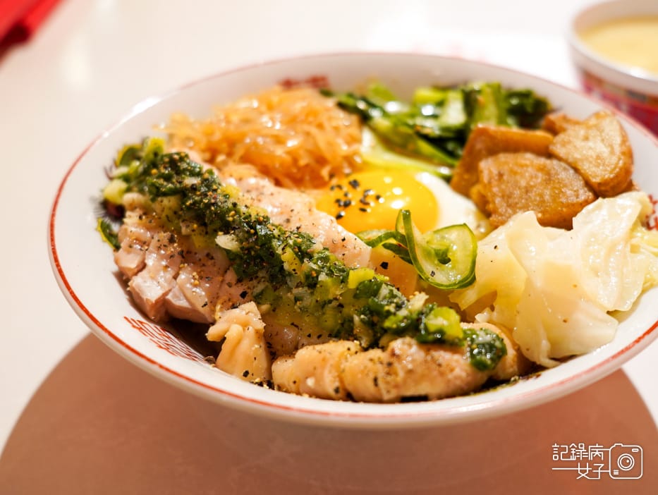 內湖我還有點餓 文德站美食隱密餐廳 舒肥蔥油嫩雞飯28.jpg