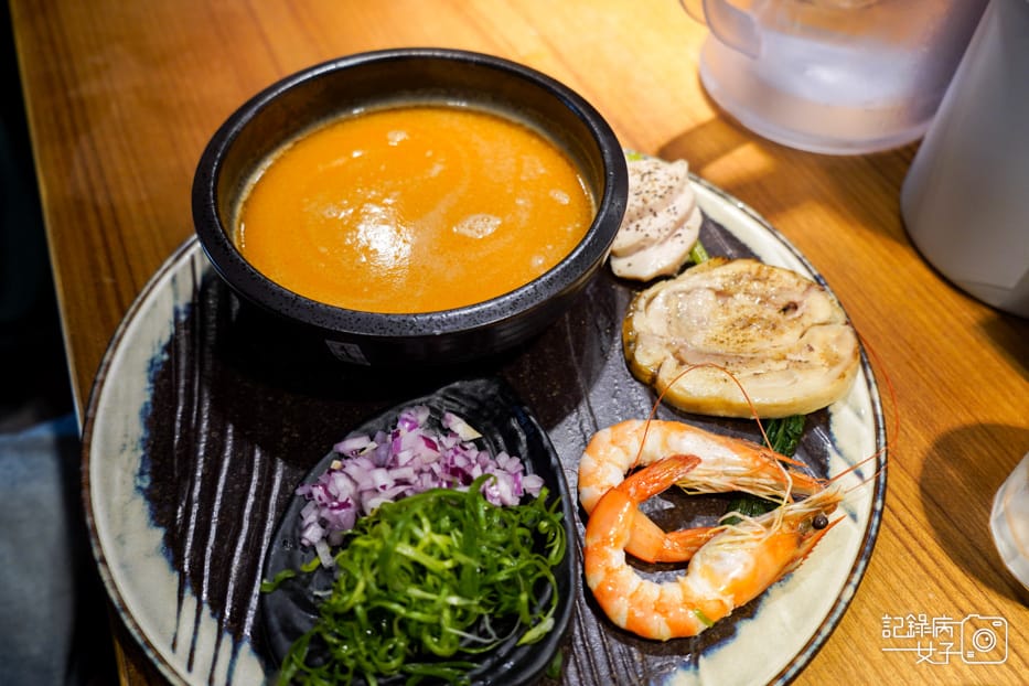 隱家拉麵士林TKG飯豚骨醬油拉麵濃厚海老沾麵21.jpg 隱家拉麵士林TKG飯豚骨醬油拉麵濃厚海老沾麵21.jpg