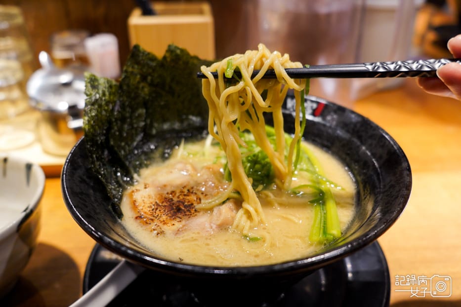 隱家拉麵士林TKG飯豚骨醬油拉麵濃厚海老沾麵16.jpg 隱家拉麵士林TKG飯豚骨醬油拉麵濃厚海老沾麵16.jpg