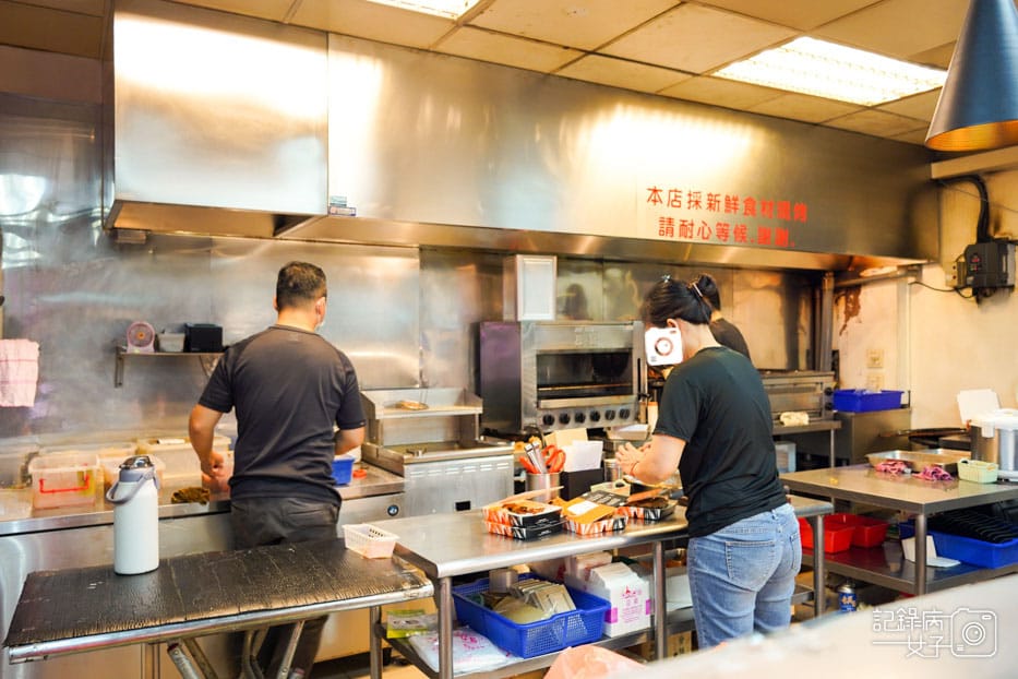 東湖阿杜串燒烤肉飯內湖烤雞腿招牌烤肉飯烤鹹豬肉10.jpg
