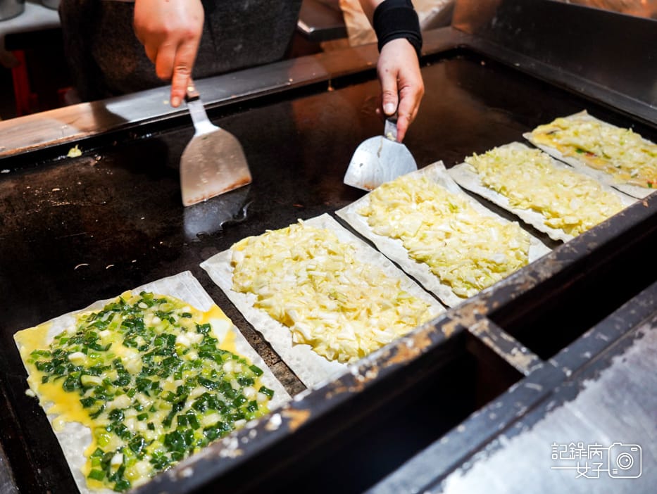 脆皮蛋餅饒河夜市饒河美食夜市蛋餅三星蔥蛋餅19.jpg