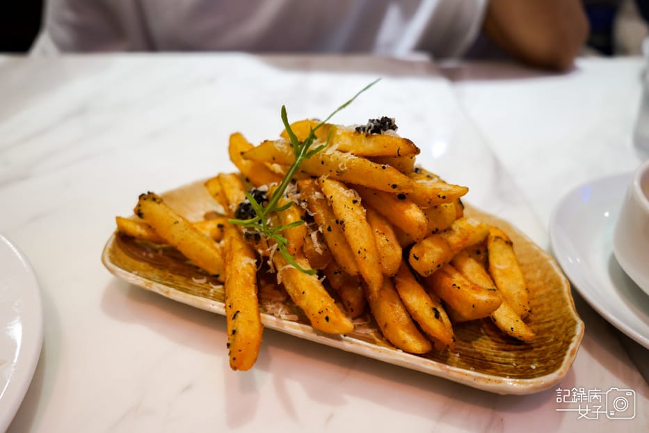 34LIVE PASTA 松江南京悠活義大利麵松露薯條.jpg