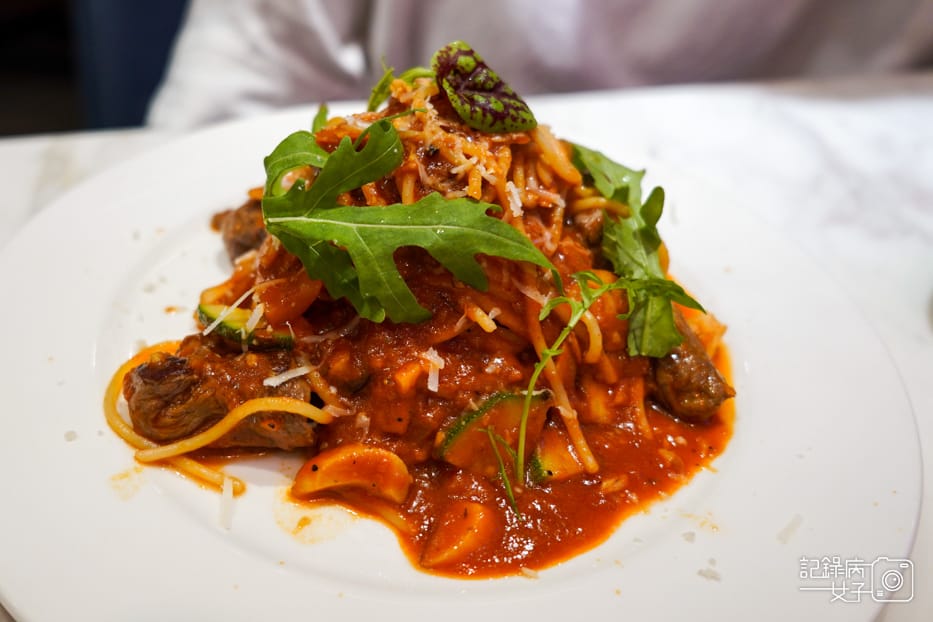29LIVE PASTA 松江南京悠活義大利麵茄汁菲力牛義大利麵.jpg