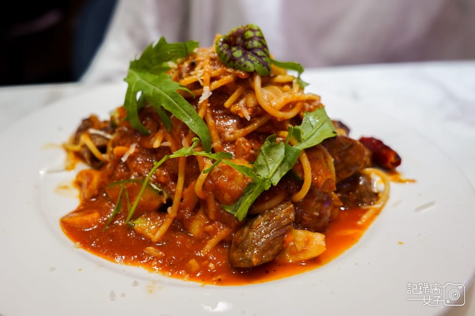 27LIVE PASTA 松江南京悠活義大利麵茄汁菲力牛義大利麵.jpg