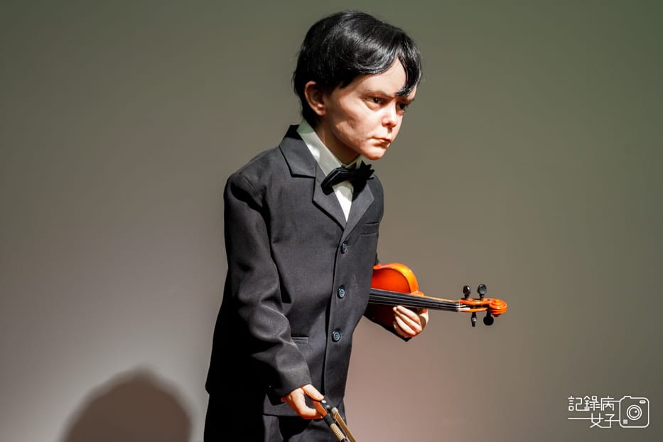 33台北市立美術館 未來身體 超自然雕塑 超寫實超現實蠟像.jpg