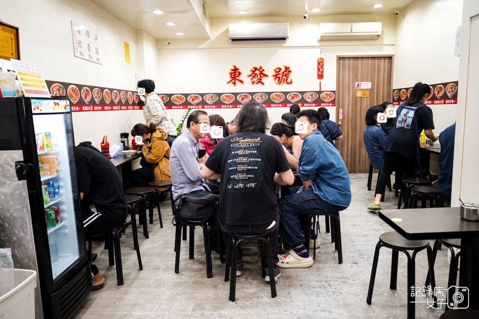 7饒河夜市東發號油飯蚵仔麵線百年老店.jpg