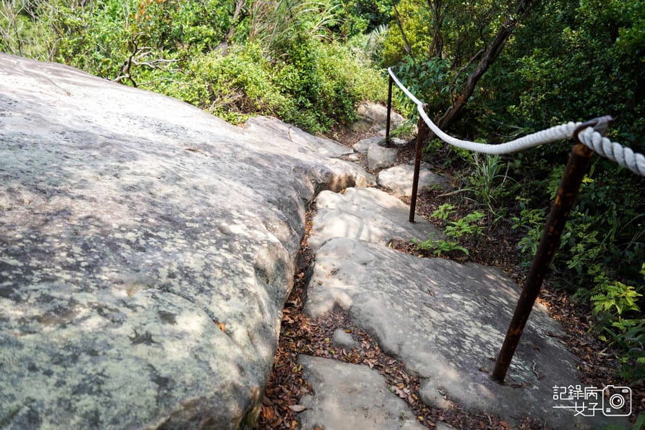 16內湖金面山剪刀石泰安亭路線環山路二段68巷步道口.jpg