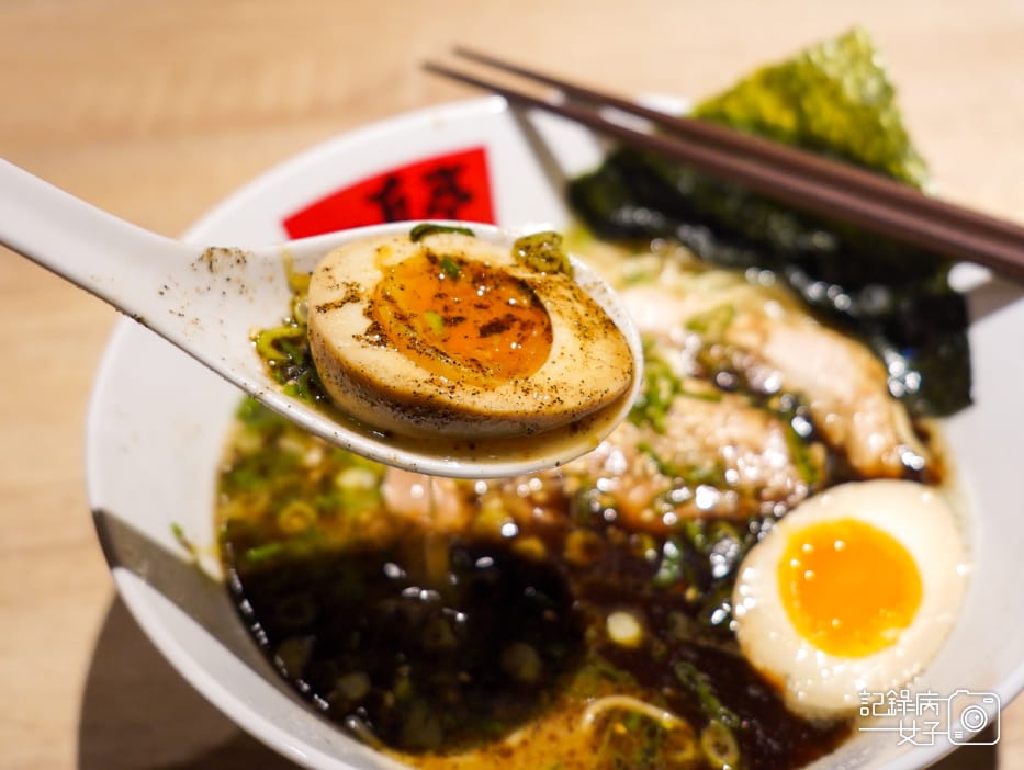 26信義區一真亭ラーメン一真亭拉麵焦蒜蔥叉燒麵.jpg 26信義區一真亭ラーメン一真亭拉麵焦蒜蔥叉燒麵.jpg