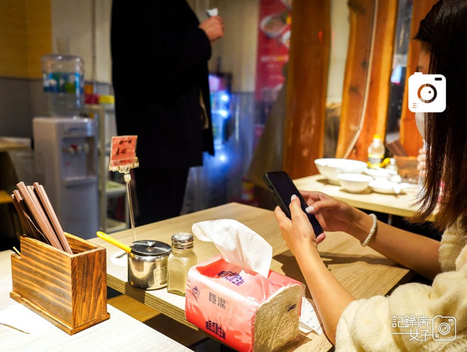 16信義區一真亭ラーメン一真亭拉麵焦蒜蔥叉燒麵.jpg 16信義區一真亭ラーメン一真亭拉麵焦蒜蔥叉燒麵.jpg