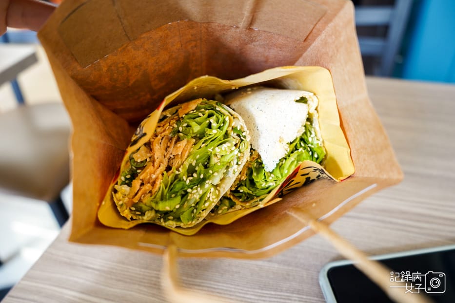 26內湖老大爺煎餅果子醬香燻雞煎餅果子.jpg 26內湖老大爺煎餅果子醬香燻雞煎餅果子.jpg