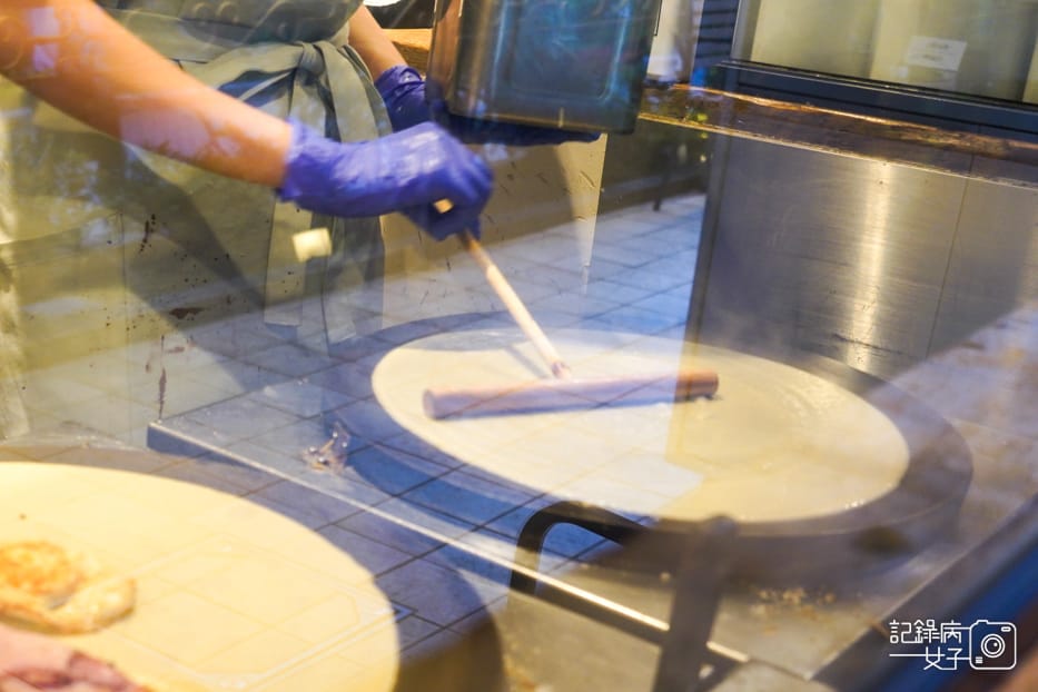 4日本東京池袋 gelato pique cafe creperie 可麗餅コンプレ奶油砂糖可麗餅.jpg