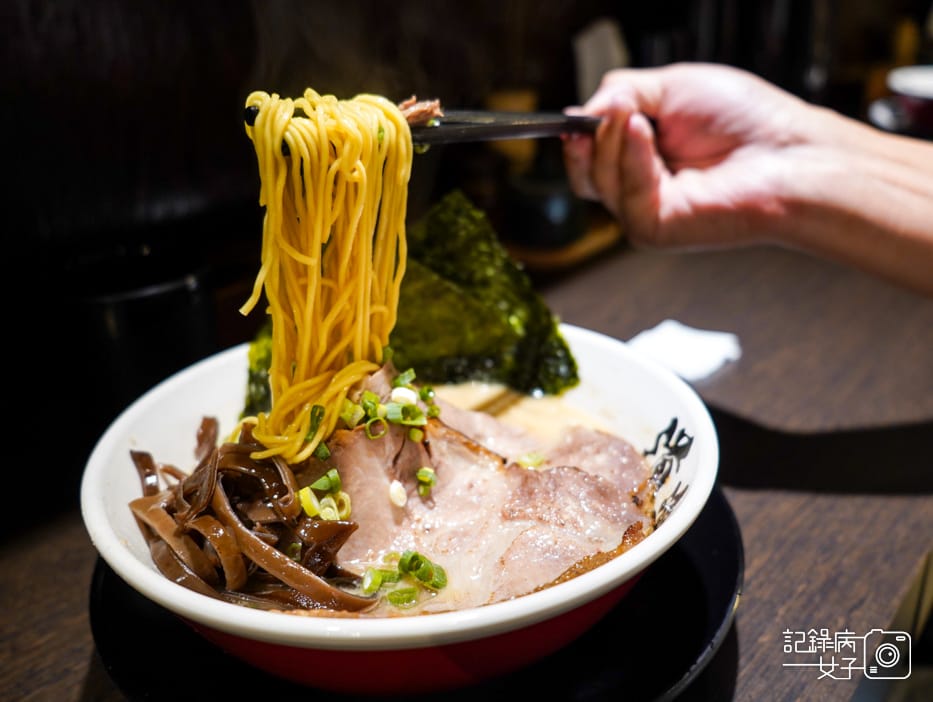 21三重麵屋道樂拉麵濃厚豪華豚骨拉麵味玉雞白湯拉麵.jpg 21三重麵屋道樂拉麵濃厚豪華豚骨拉麵味玉雞白湯拉麵.jpg