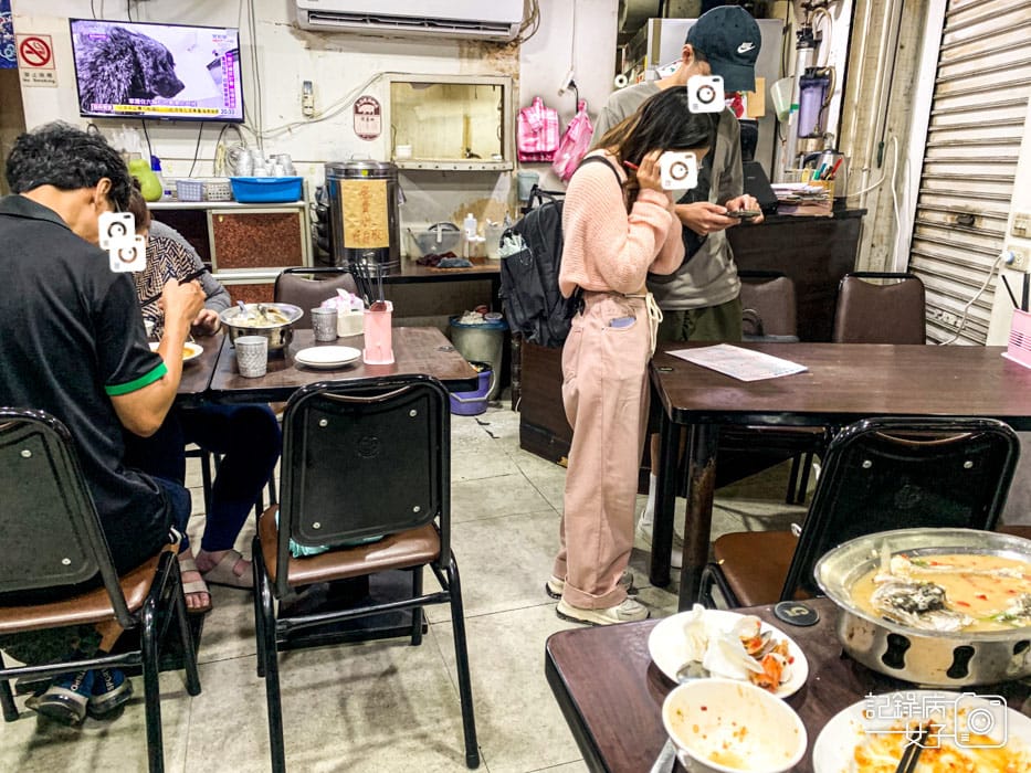 3台北橋三和夜市三重泰式圓料理月亮蝦餅打拋豬椒麻雞檸檬鱸魚.jpg 3台北橋三和夜市三重泰式圓料理月亮蝦餅打拋豬椒麻雞檸檬鱸魚.jpg