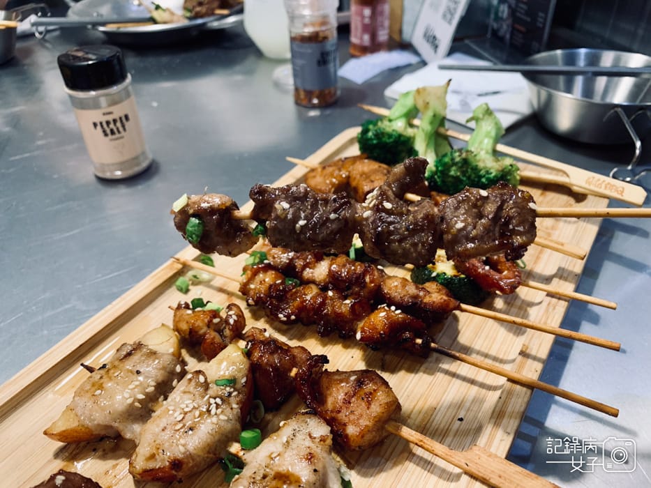 21饒河夜市路邊烤肉饒河涮燒店品都串燒.jpg 21饒河夜市路邊烤肉饒河涮燒店品都串燒.jpg