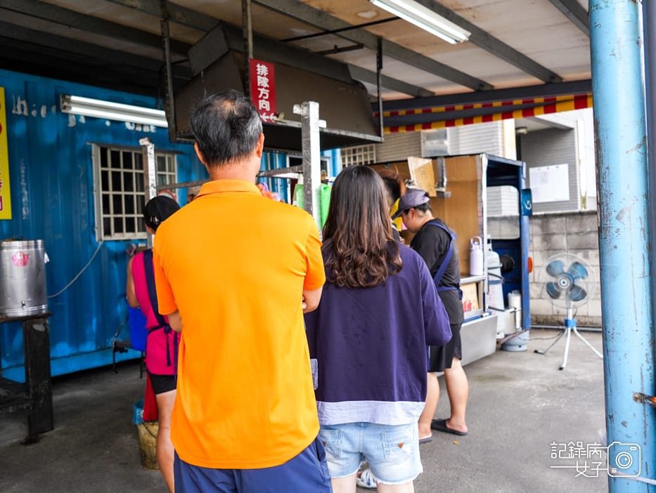 6桃園大園手工報紙蛋餅大園報紙雙蛋蛋餅古早味奶茶.jpg 6桃園大園手工報紙蛋餅大園報紙雙蛋蛋餅古早味奶茶.jpg