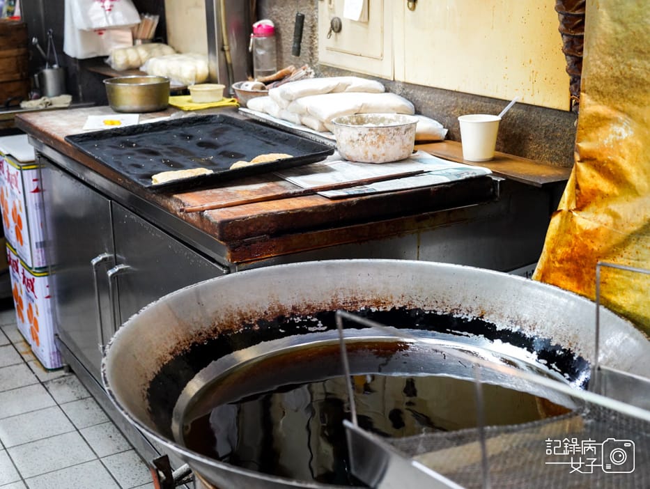 7南投市場阿欽傳統豆漿阿欽肉包阿欽燒餅夾蛋阿欽燒餅油條.jpg