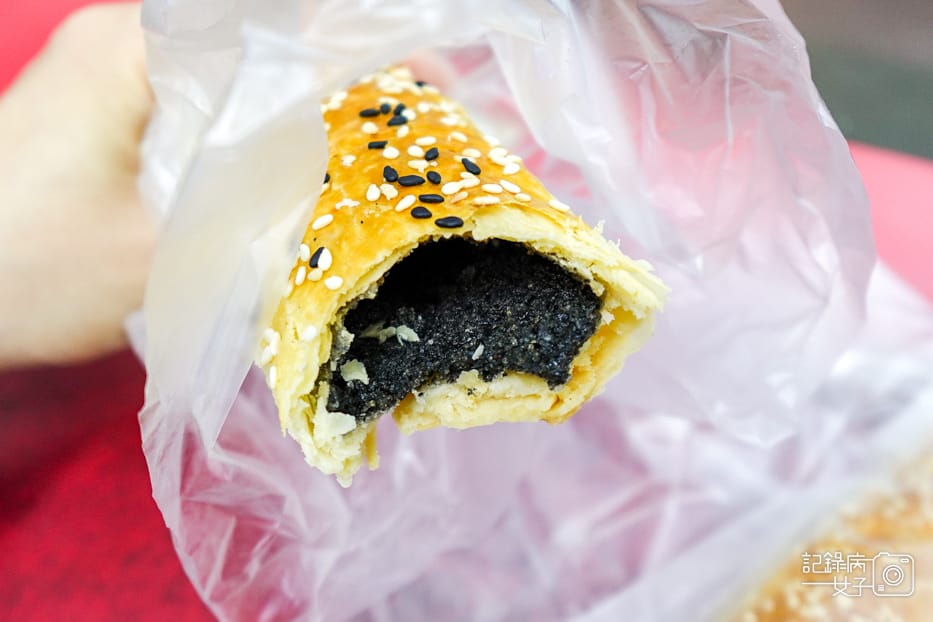 34永春天橋下豆江之家芝麻酥餅甜酥餅.jpg