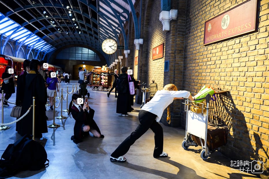 93日本東京練馬華納兄弟哈利波特9又4分之3月台.jpg
