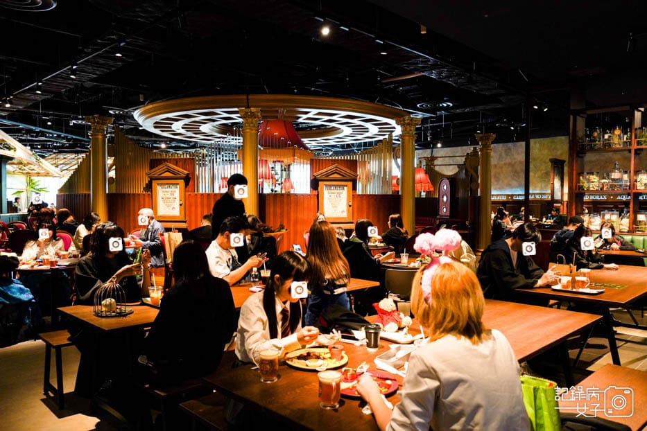 7東京華納兄弟哈利波特影城BAKELOT CAFE四大學院餐點奶油啤酒魔法甜甜圈.jpg