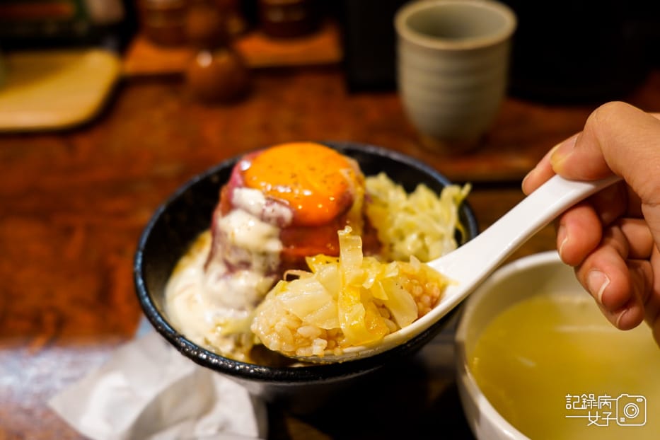 24秋葉原美食ーストビーフRoast Beef 大野烤黑毛和牛肉蓋飯半熟蛋.jpg