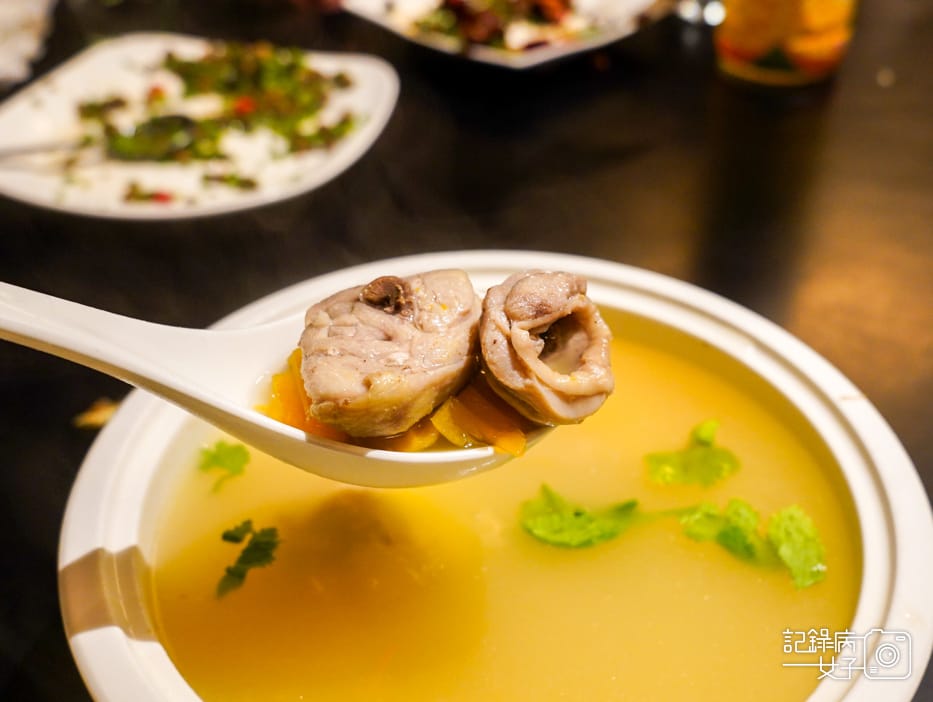 45桃園麻瓜煮味黑嚕嚕皮蛋滷肉麻辣鍋金瓜雞湯老皮嫩肉.jpg 45桃園麻瓜煮味黑嚕嚕皮蛋滷肉麻辣鍋金瓜雞湯老皮嫩肉.jpg