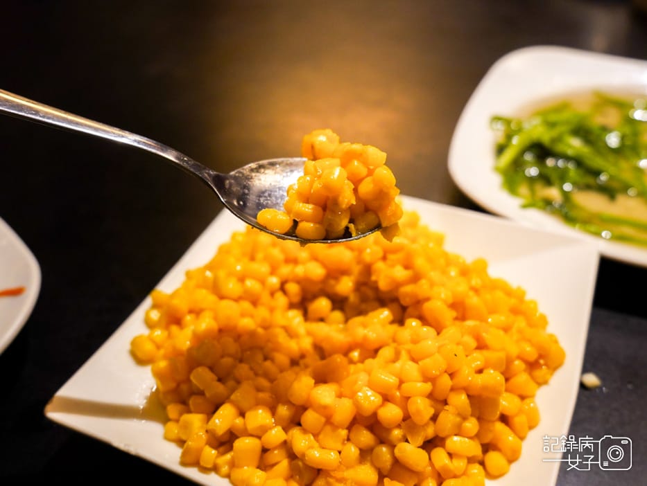 33桃園麻瓜煮味黑嚕嚕皮蛋滷肉麻辣鍋金瓜雞湯老皮嫩肉.jpg 33桃園麻瓜煮味黑嚕嚕皮蛋滷肉麻辣鍋金瓜雞湯老皮嫩肉.jpg