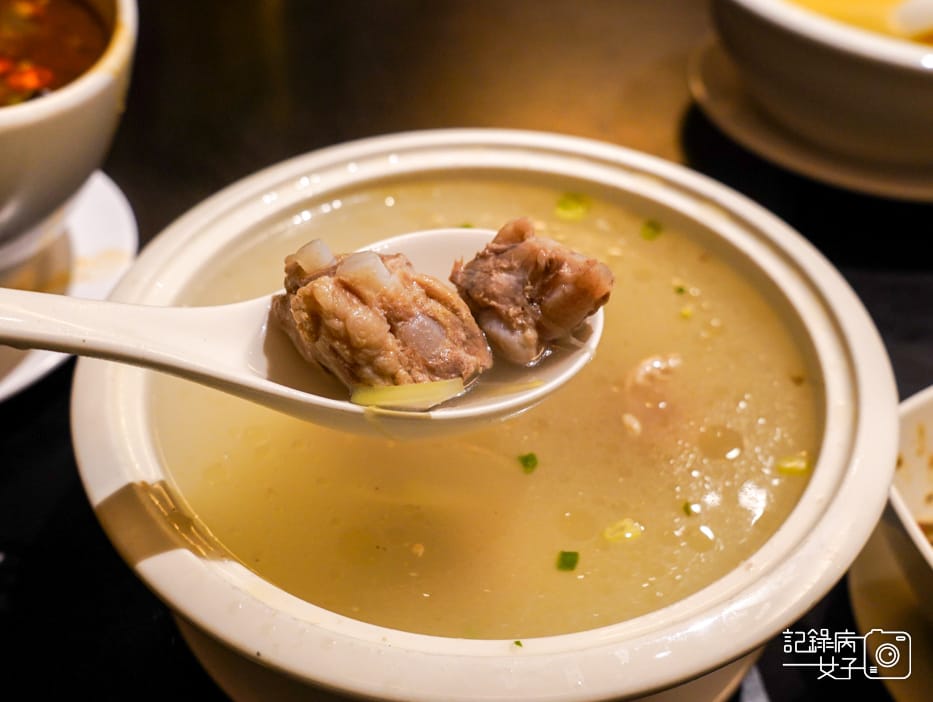 46桃園麻瓜煮味黑嚕嚕皮蛋滷肉麻辣鍋金瓜雞湯老皮嫩肉.jpg 46桃園麻瓜煮味黑嚕嚕皮蛋滷肉麻辣鍋金瓜雞湯老皮嫩肉.jpg