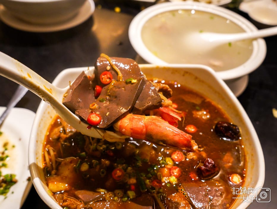 26桃園麻瓜煮味黑嚕嚕皮蛋滷肉麻辣鍋金瓜雞湯老皮嫩肉.jpg 26桃園麻瓜煮味黑嚕嚕皮蛋滷肉麻辣鍋金瓜雞湯老皮嫩肉.jpg