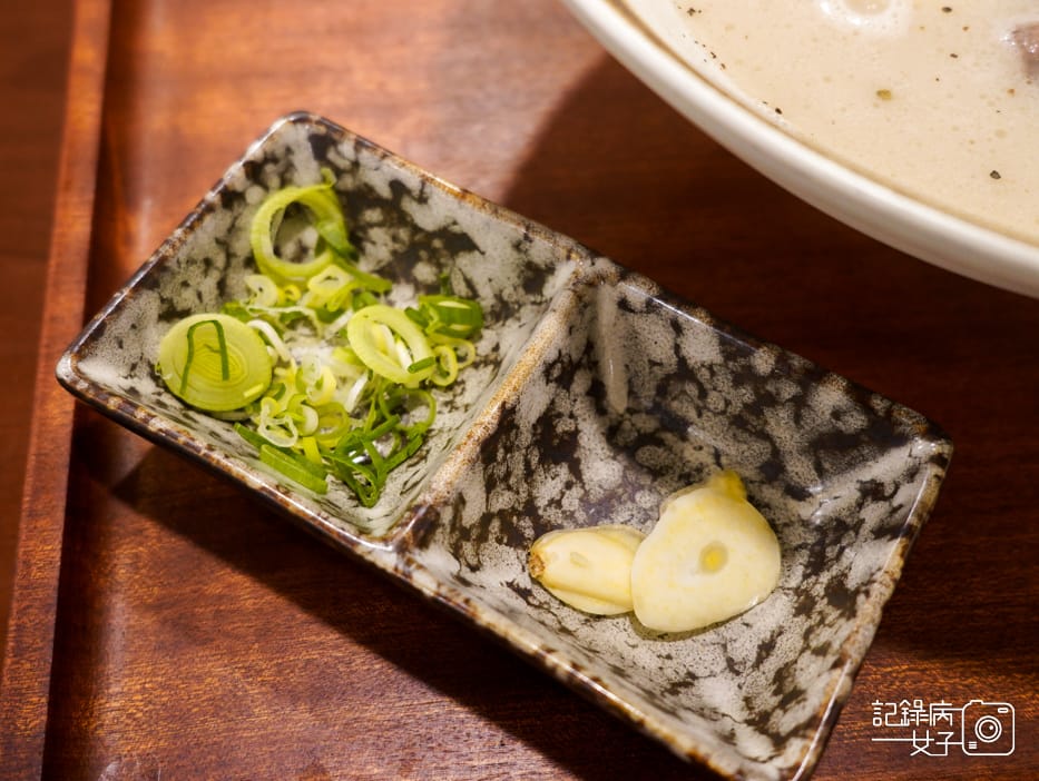 27華山三創湯神頂級和牛牛肉麵牛骨湯頭 M9和牛牛肉麵.jpg 27華山三創湯神頂級和牛牛肉麵牛骨湯頭 M9和牛牛肉麵.jpg