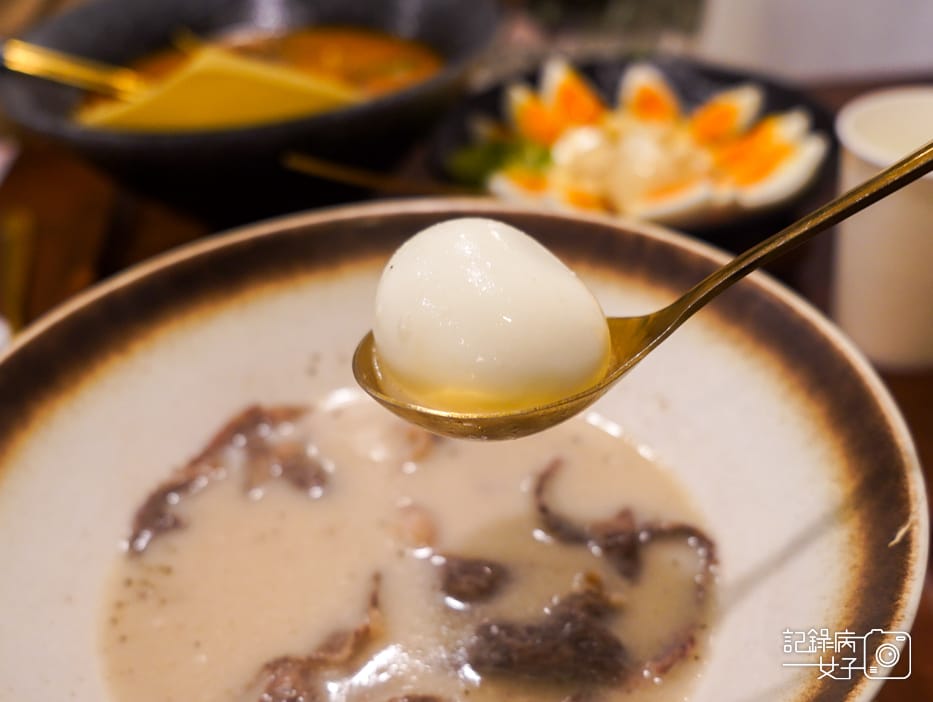 31華山三創湯神頂級和牛牛肉麵牛骨湯頭 M9和牛牛肉麵.jpg 31華山三創湯神頂級和牛牛肉麵牛骨湯頭 M9和牛牛肉麵.jpg