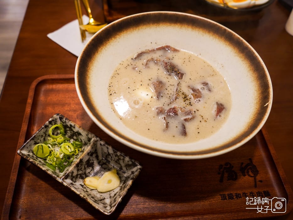 25華山三創湯神頂級和牛牛肉麵牛骨湯頭 M9和牛牛肉麵.jpg 25華山三創湯神頂級和牛牛肉麵牛骨湯頭 M9和牛牛肉麵.jpg