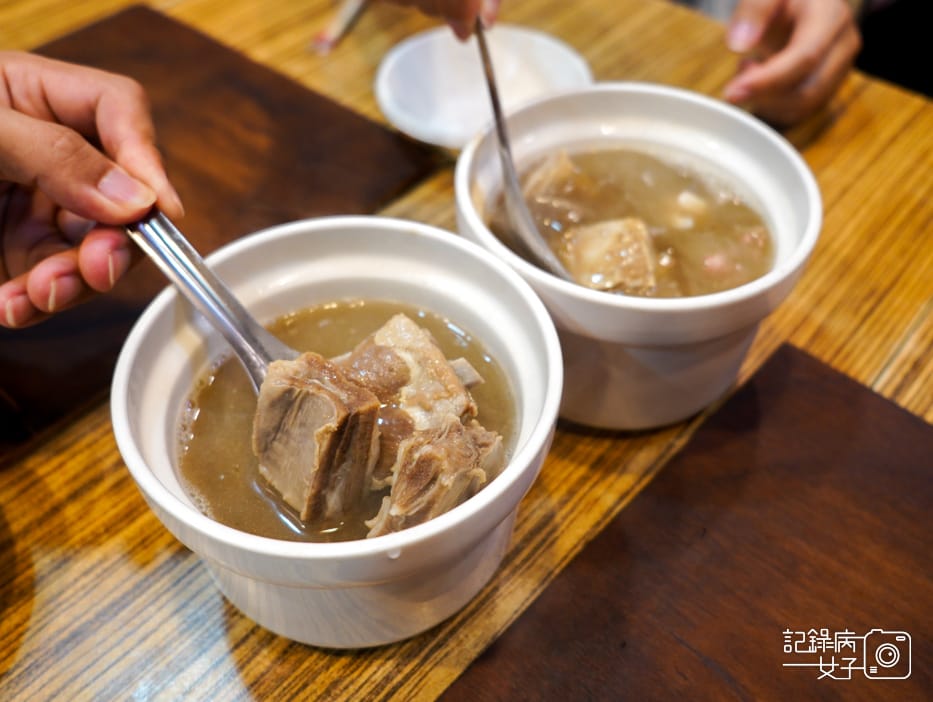 14新北中和南勢角青丹扎西新疆青藏料理紅景天羊肉湯.jpg 14新北中和南勢角青丹扎西新疆青藏料理紅景天羊肉湯.jpg