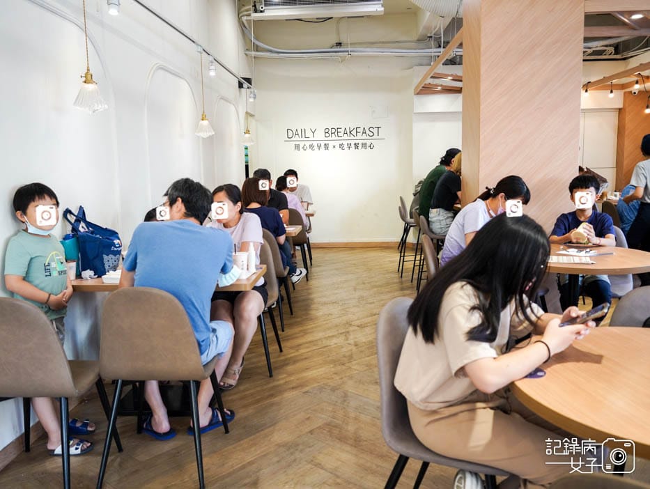 6新北三重早午餐達利早餐大蒜拼盤豬里肌總匯起司蛋餅.jpg 6新北三重早午餐達利早餐大蒜拼盤豬里肌總匯起司蛋餅.jpg