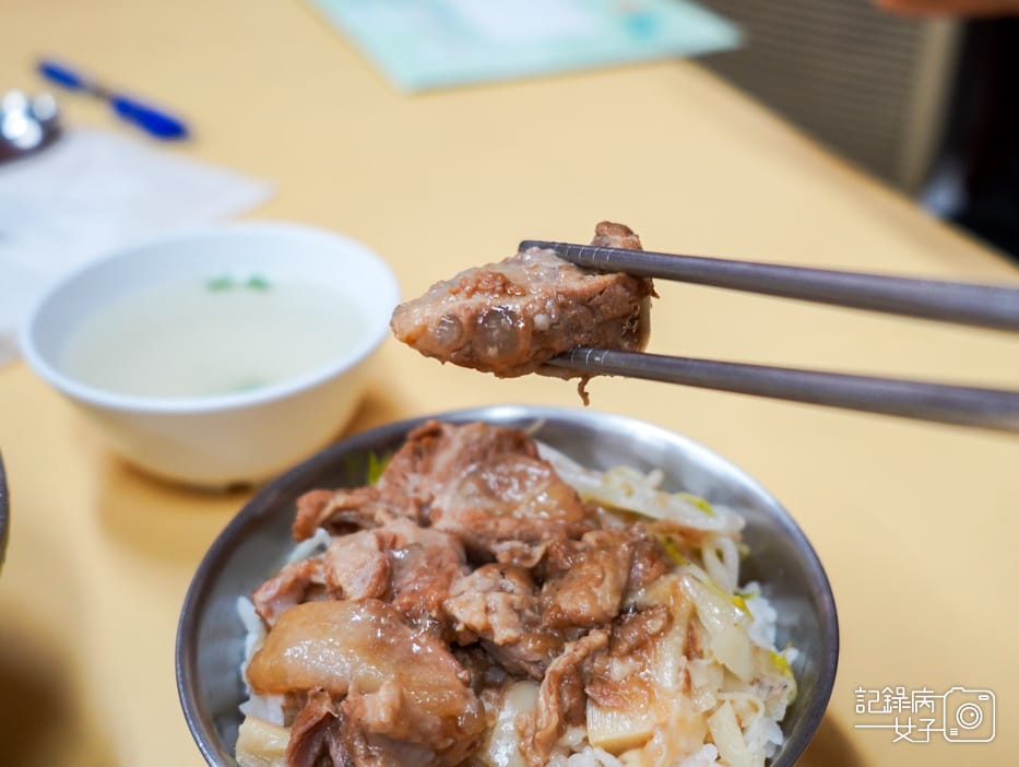 19台南美食台南聖記軟骨飯軟骨湯軟骨米粉.jpg