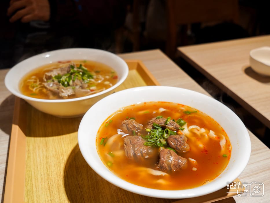 23麵大廚豆花吃到飽牛肉麵紅燒原味腱心牛肉麵和清燉羊肉麵.jpg 23麵大廚豆花吃到飽牛肉麵紅燒原味腱心牛肉麵和清燉羊肉麵.jpg